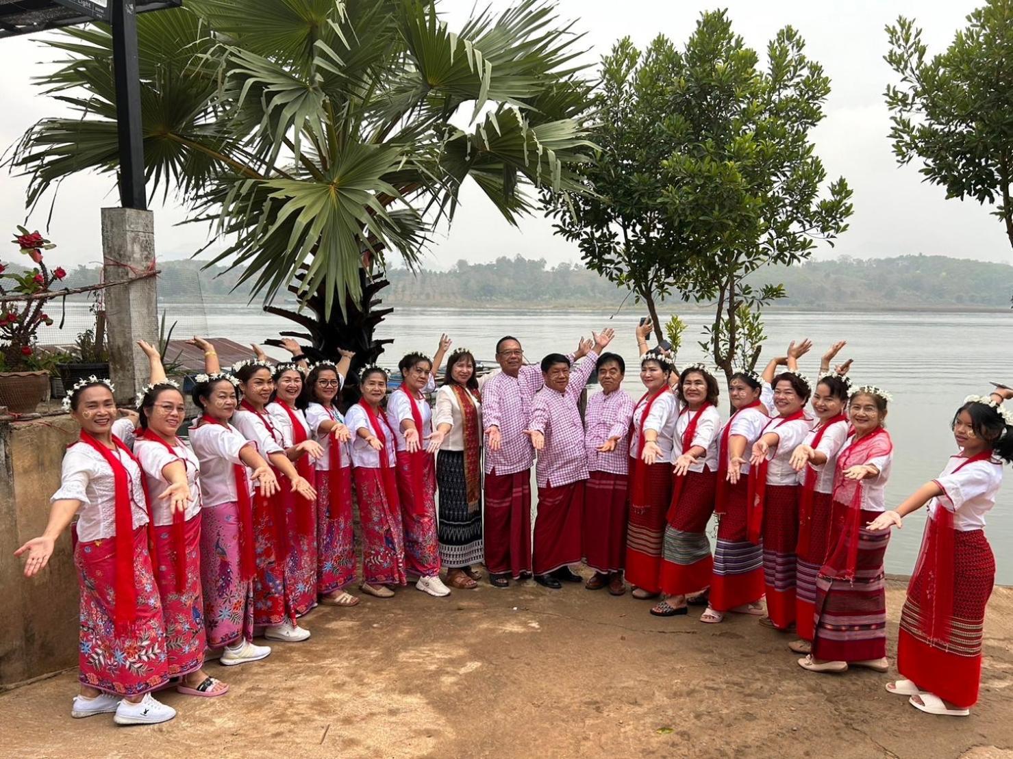 Baan Dongsak River View Sangkhla Buri Zewnętrze zdjęcie